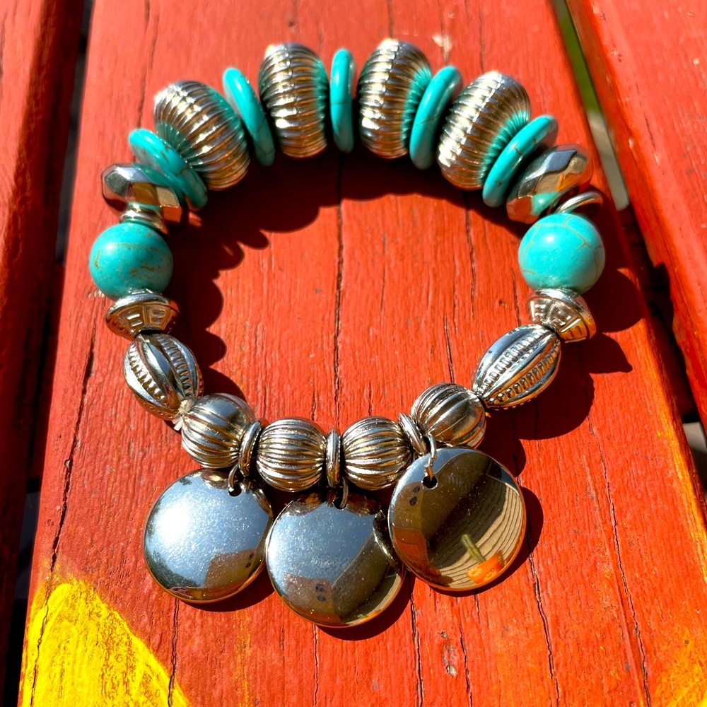 Aqua and Silver beaded Fashion Bracelet